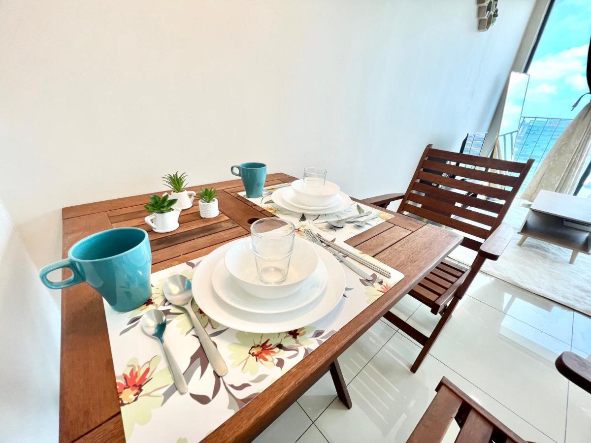 A 1-4 Pax Cozy Studio Tv Box Pool 100Mps Wifi 3 Bed Trefoil Setia Alam Buitenkant foto